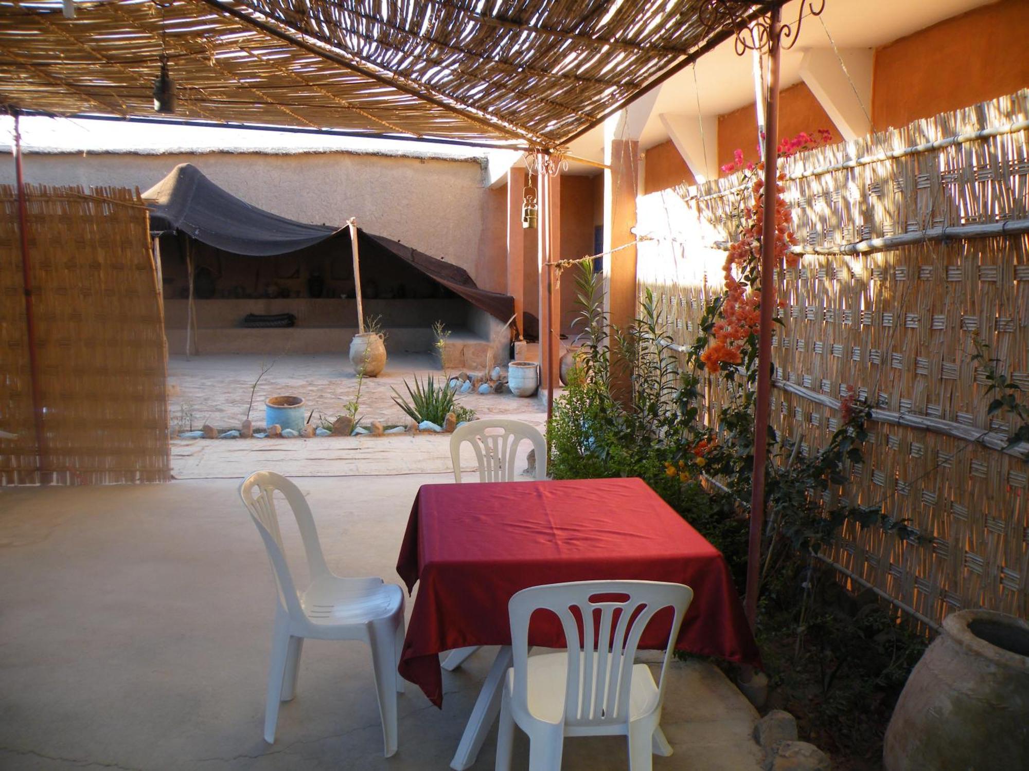 Auberge L'Oasis Foum Zguid Екстериор снимка